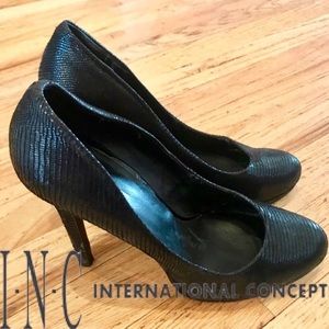INC | Black Textured Heel | Size 7.5